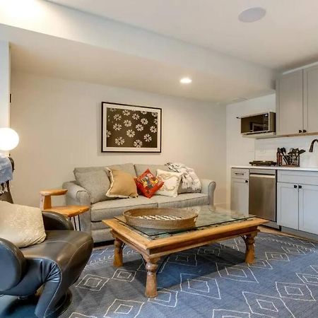 Brand New Two Room Apartment Building On A Park Denver Exterior foto